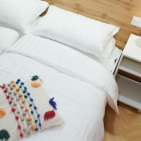 Lama Hostel Iwano-Frankiwsk Zewnętrze zdjęcie