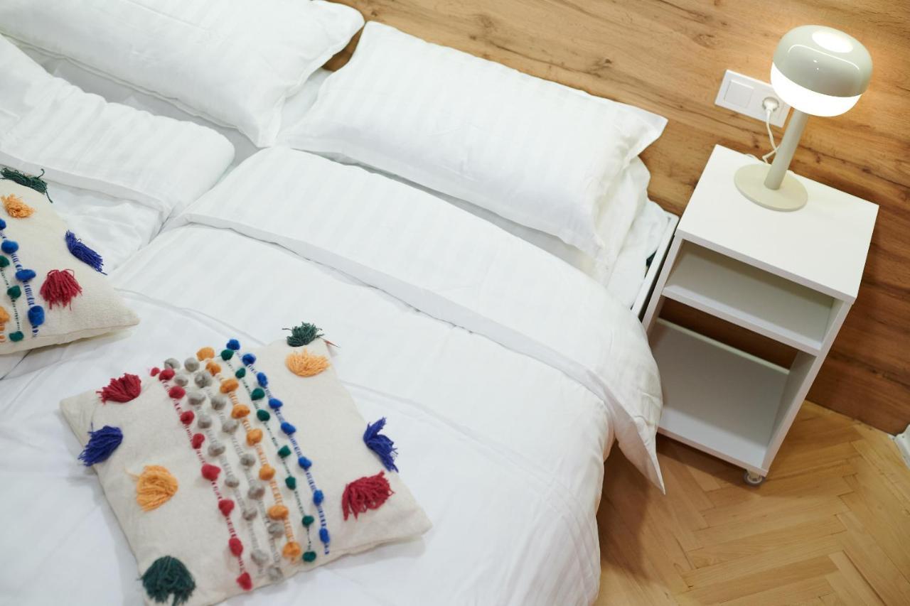 Lama Hostel Iwano-Frankiwsk Zewnętrze zdjęcie