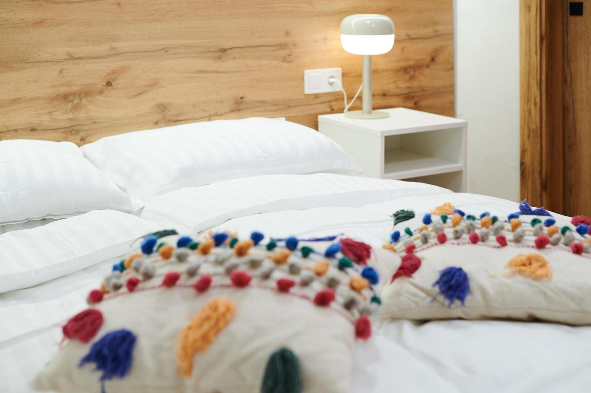 Lama Hostel Iwano-Frankiwsk Zewnętrze zdjęcie