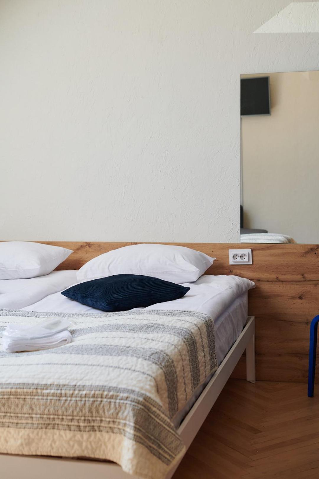 Lama Hostel Iwano-Frankiwsk Zewnętrze zdjęcie